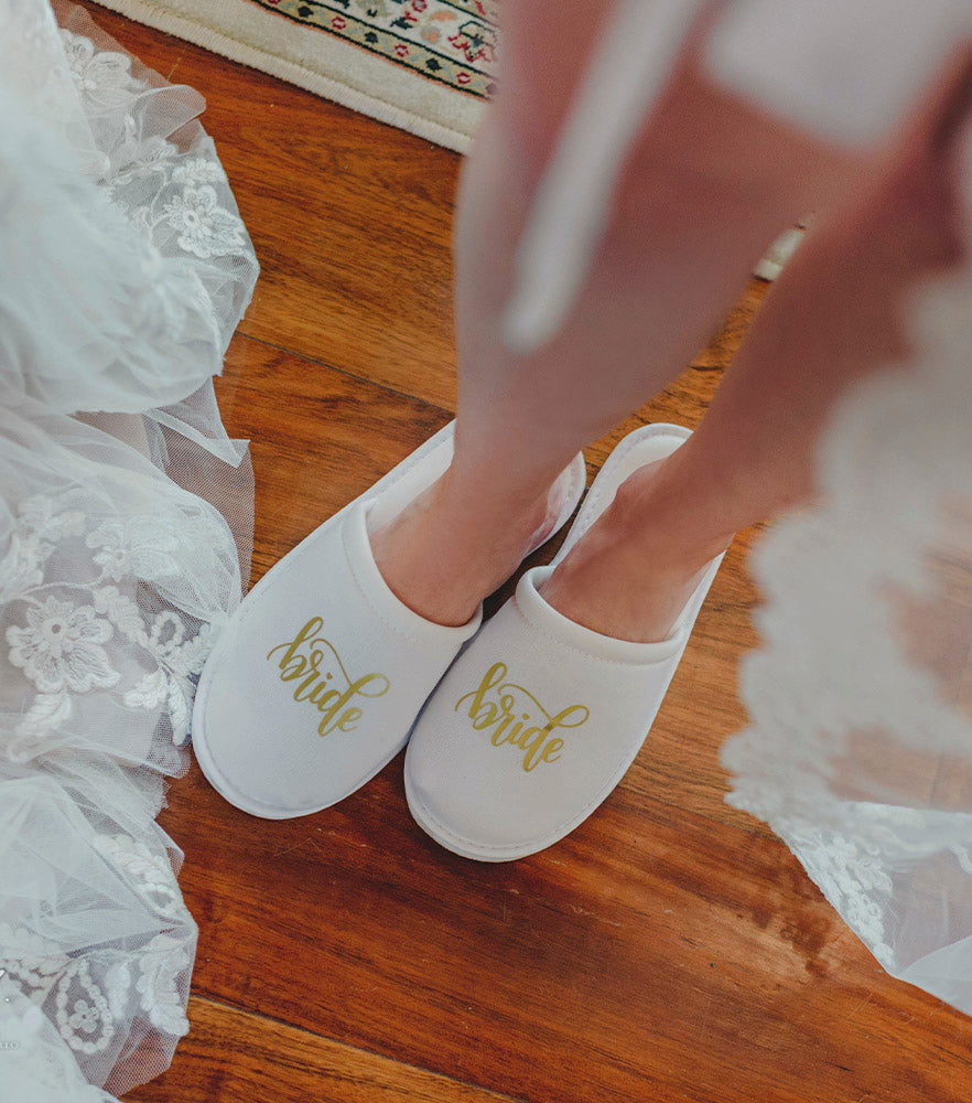 Kit Bata de Satin + Pantuflas de Satin personalizadas - Top Knot Party