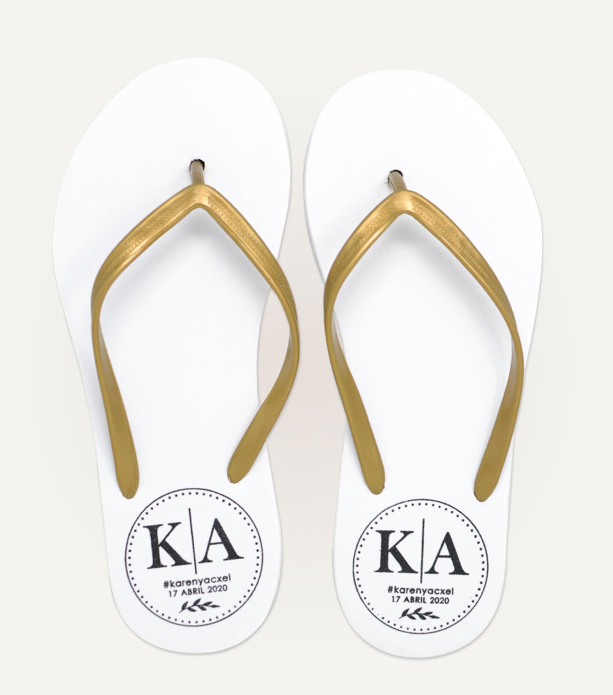 Vaso de plástico personalizado, Termos y pantuflas personalizadas para bodas, el detalle perfecto para tus invitados. Calidad y estilo para celebrar tu día especial. ¡Compra ahora! Envios Nacionales e Internacionales